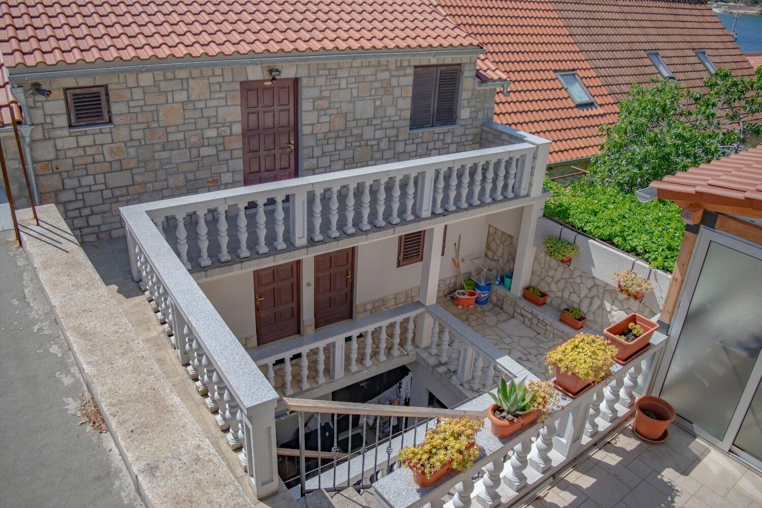 Apartments Daira Стоморска Экстерьер фото